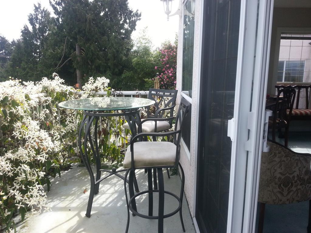 By The Sea Bnb, Sidney Victoria Bc Esterno foto
