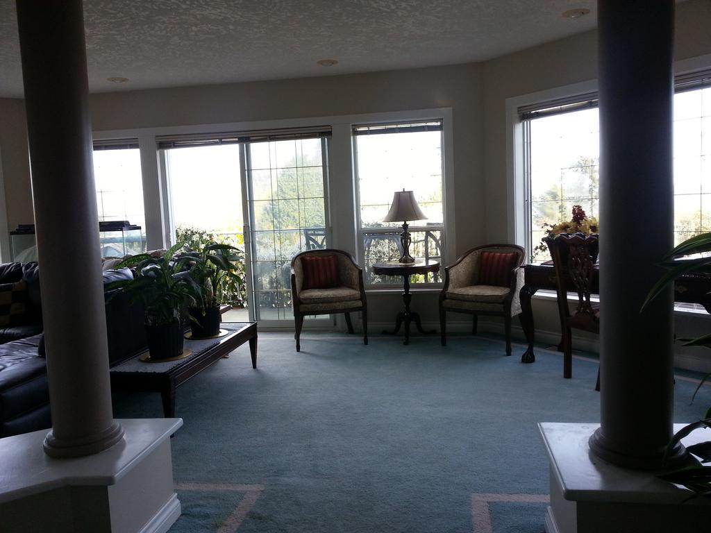By The Sea Bnb, Sidney Victoria Bc Esterno foto
